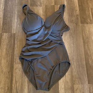 Miracle Suit 1 pieces grey